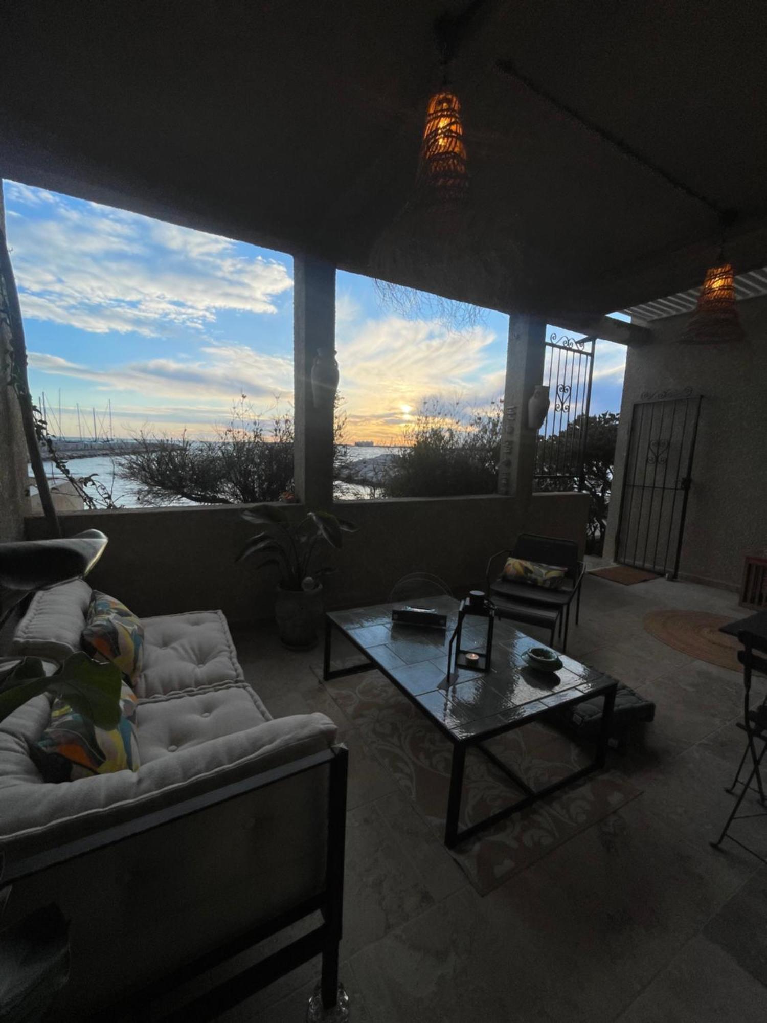 Appartement En Bord De Mer Fos-sur-Mer Kültér fotó